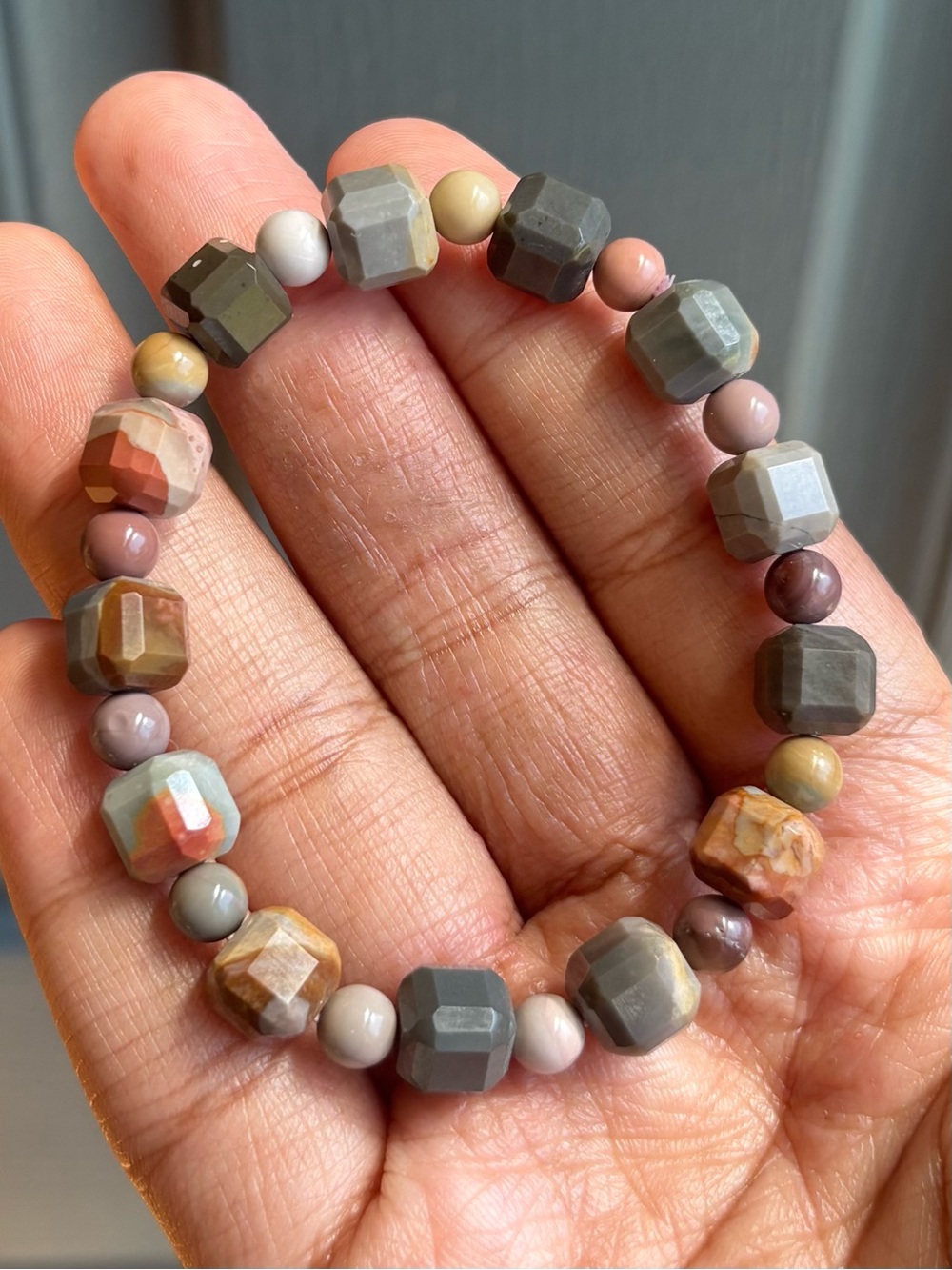 Faceted Alashan Agate Cube Crystal Bracelet 8.5mm